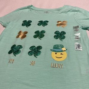 NWT girls St. Patrick’s Day tee size 14.